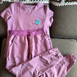 Figs Casma Three-Pocket Scrub Top in "DUSK"- Size Medium